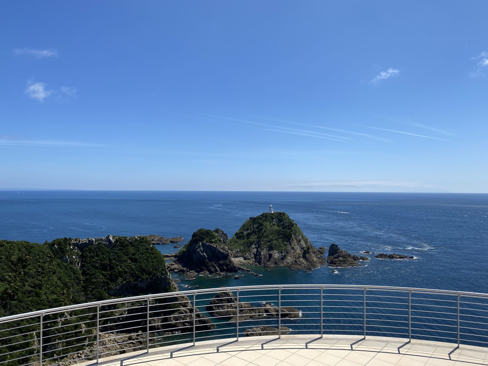 佐多岬の灯台から見た景色